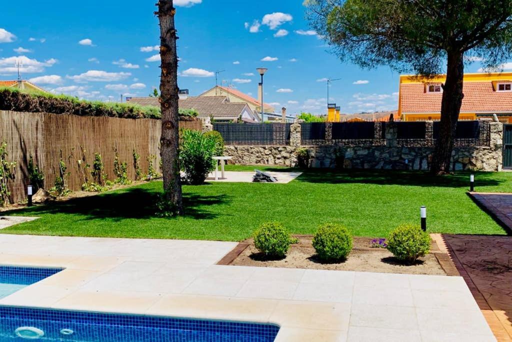 Lacasitadelapraderapuntoes Torremocha de Jarama Exteriör bild